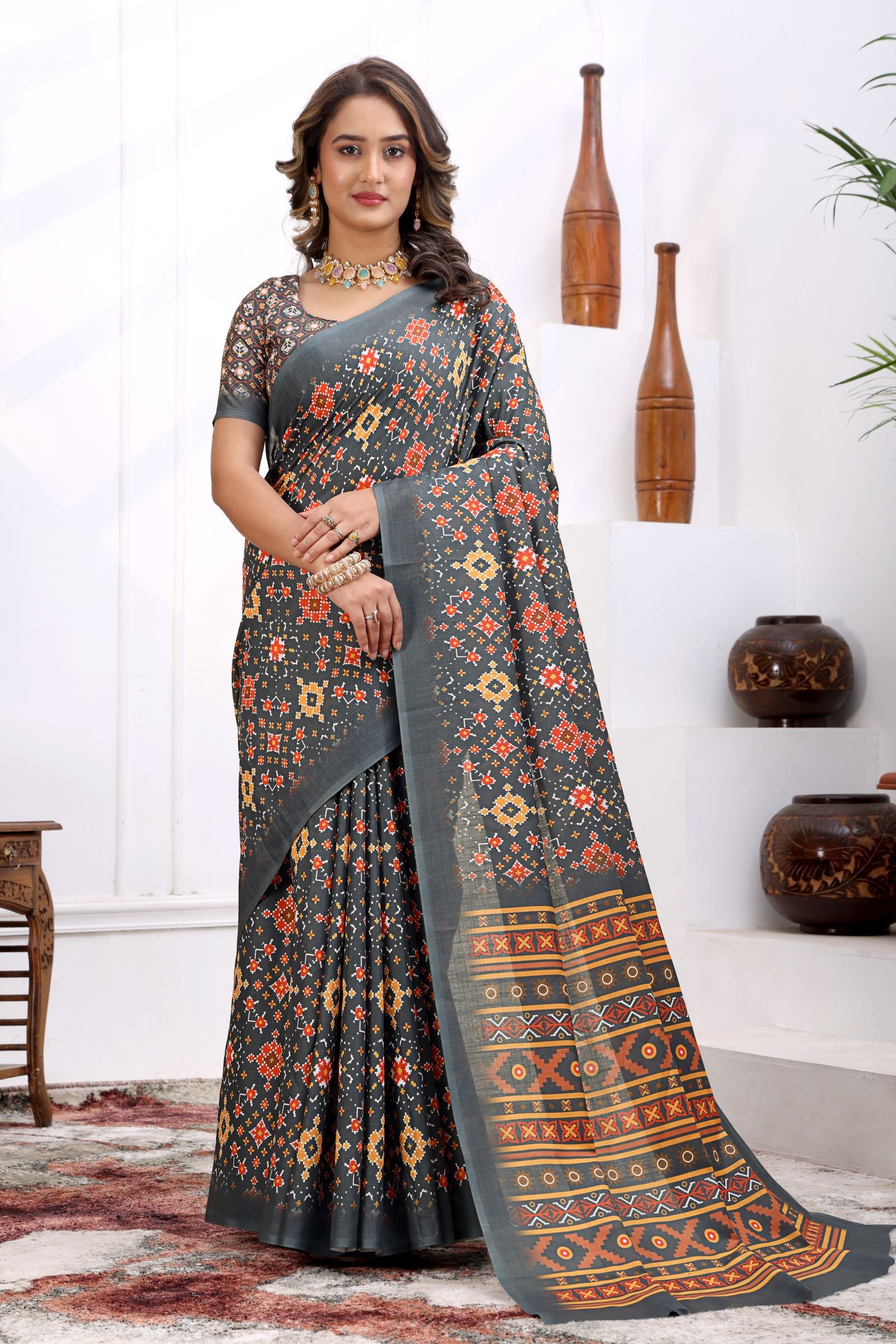 Agnika — Charcoal Grey Ikat Print Cotton Linen Saree