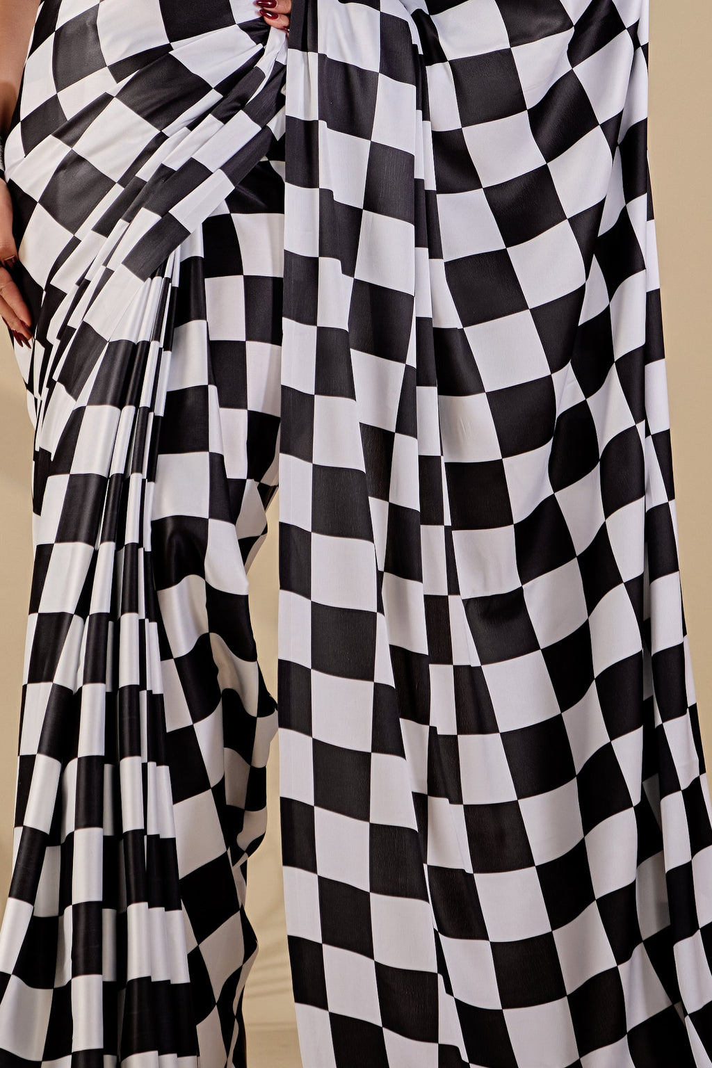 Chaturi — Checker Geometric Print Japan Satin Saree