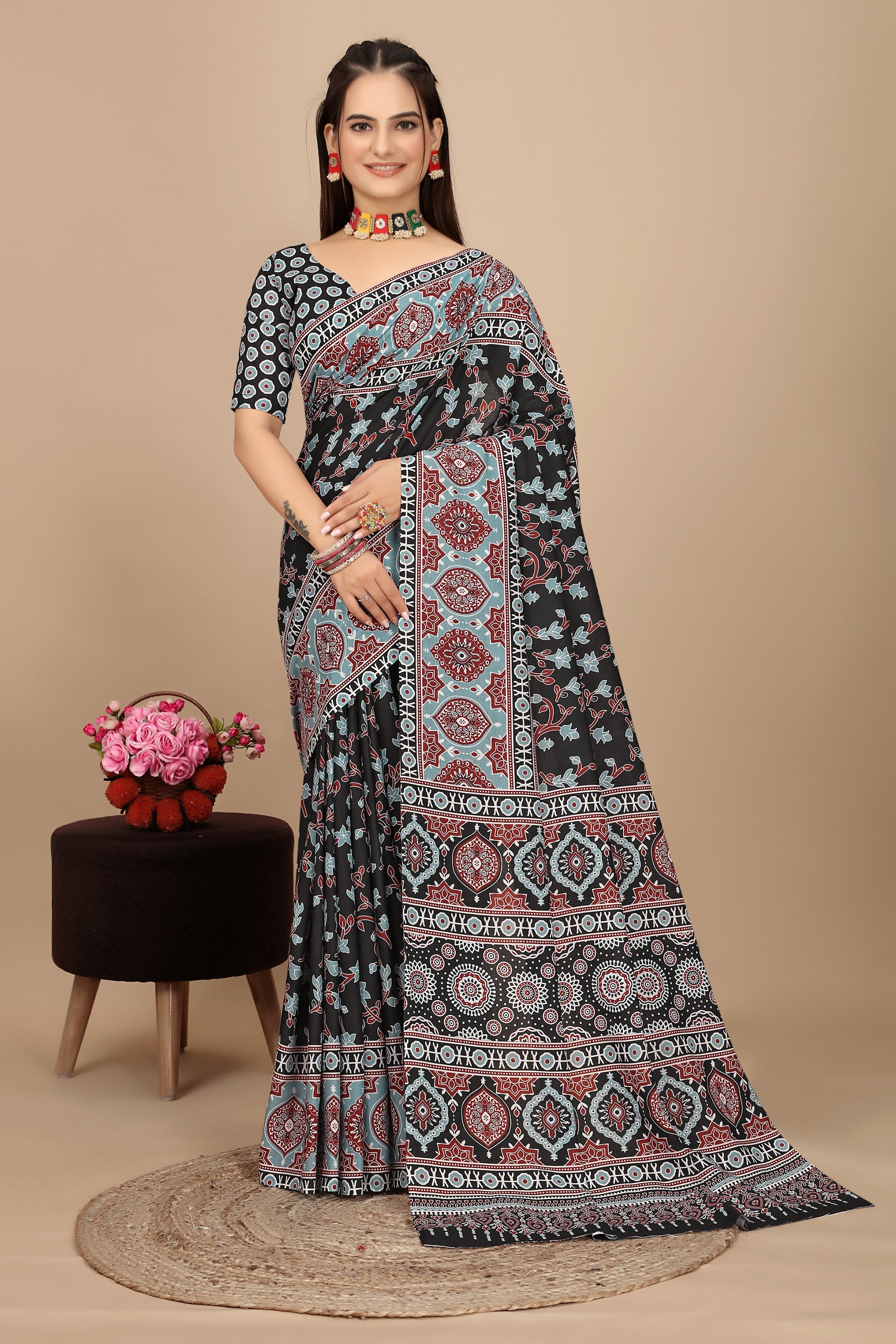 Rekhavali — Gray Cotton Linen Kalamkari Print Saree