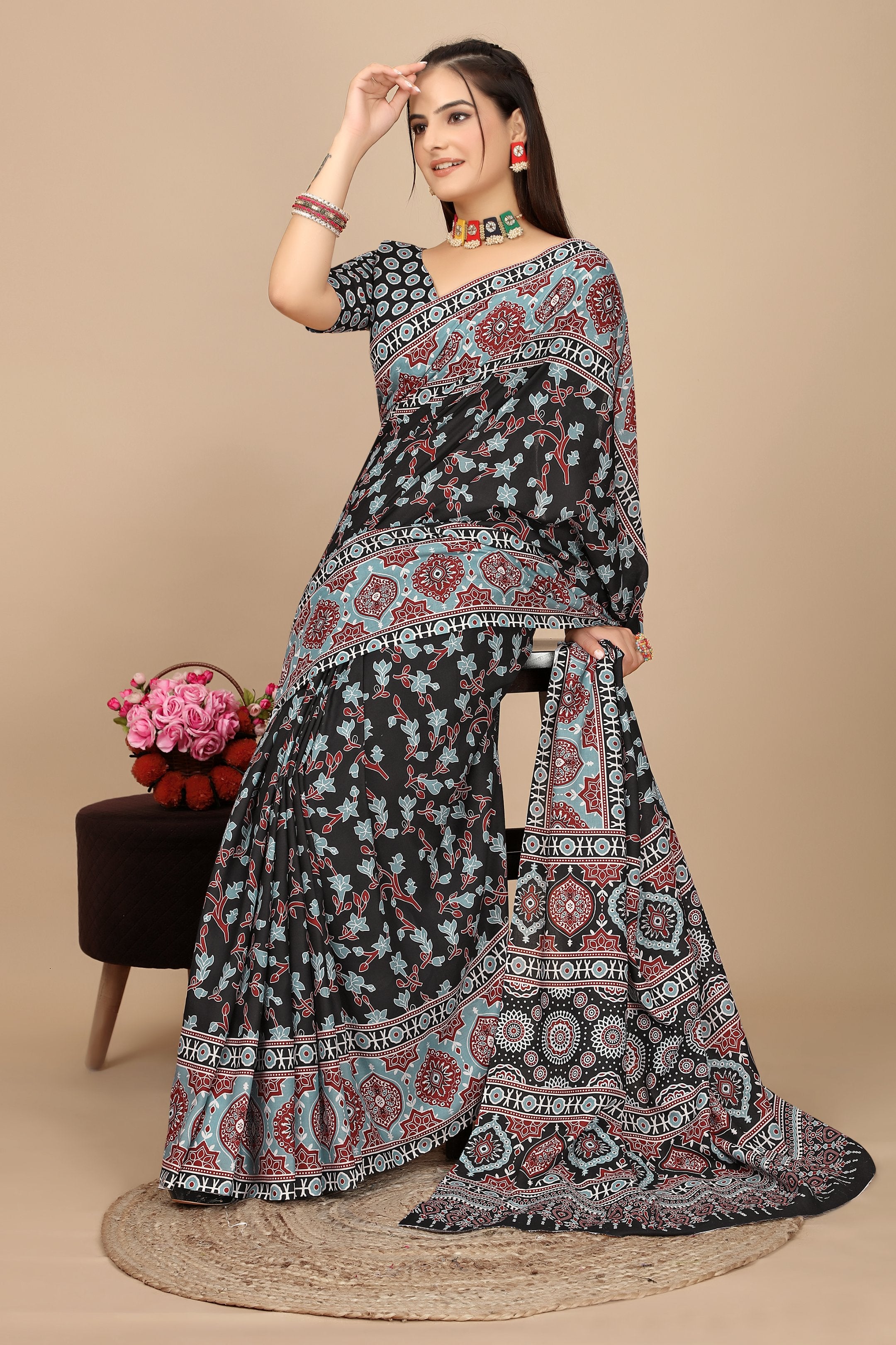 Rekhavali — Gray Cotton Linen Kalamkari Print Saree