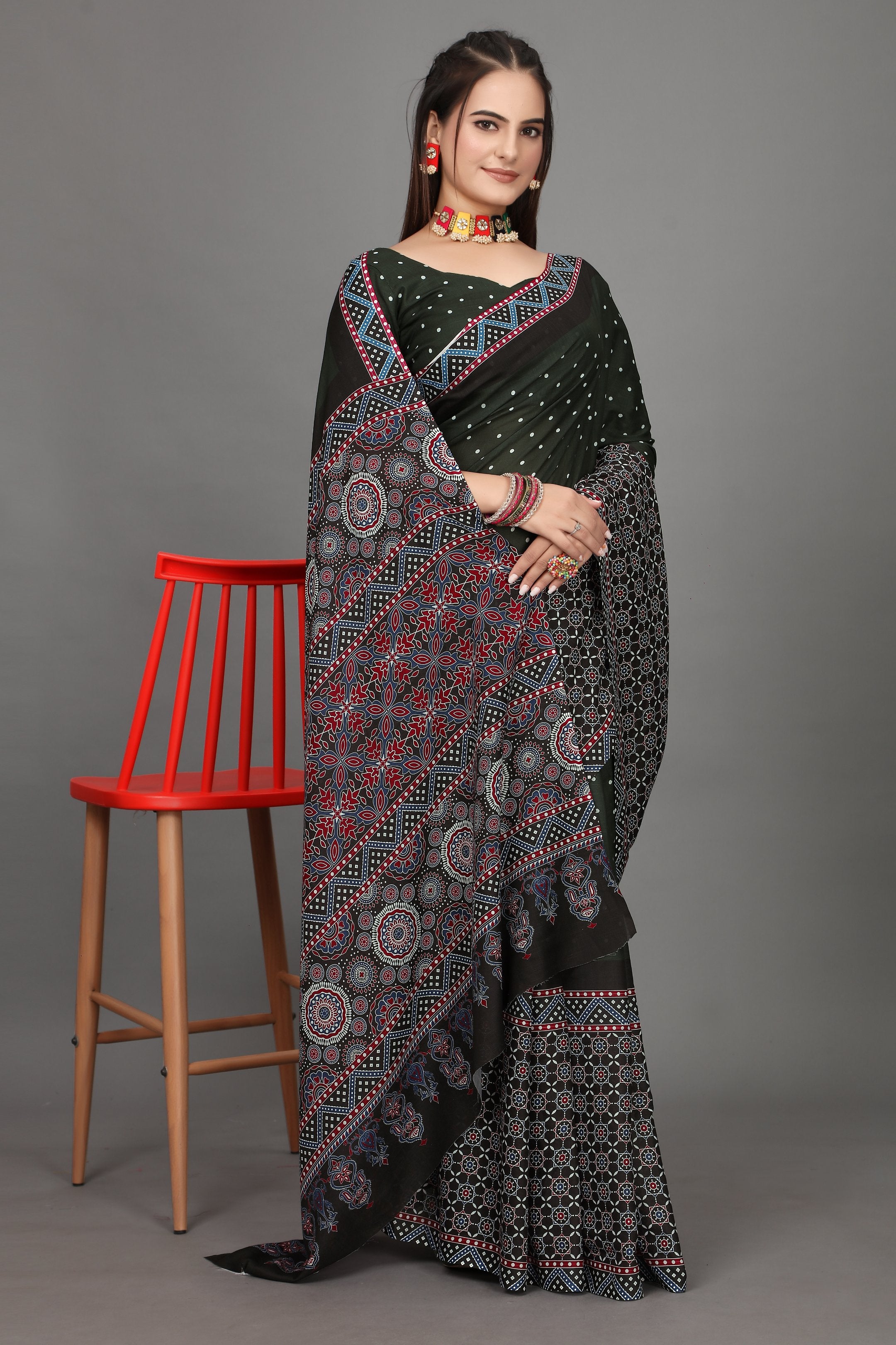 Chitrangi — Dark Green Bandhani Pattern Saree