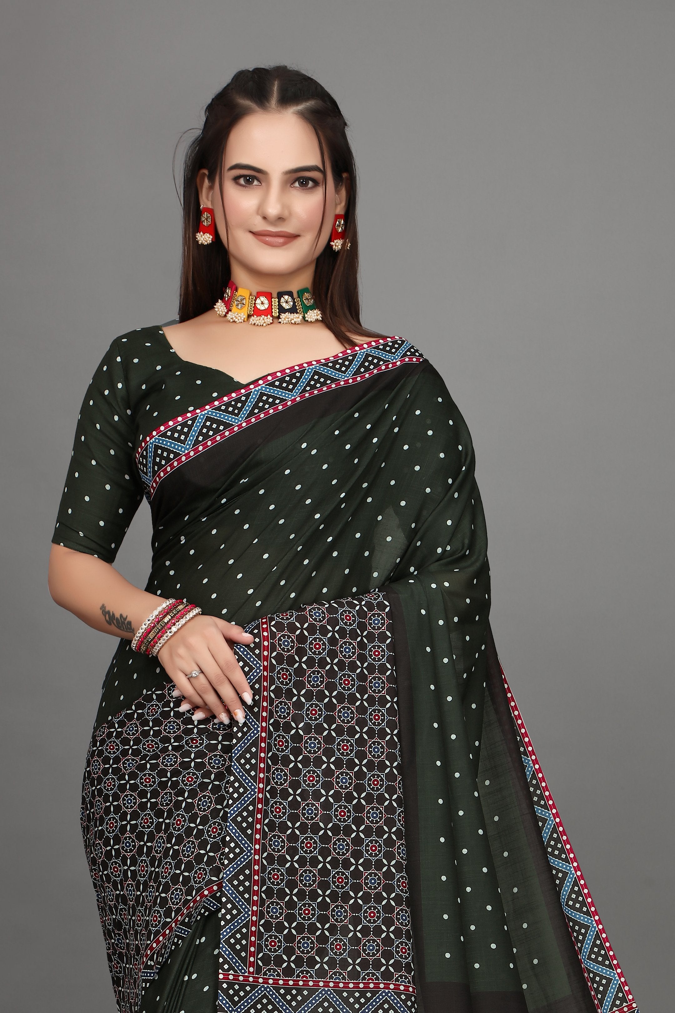 Chitrangi — Dark Green Bandhani Pattern Saree