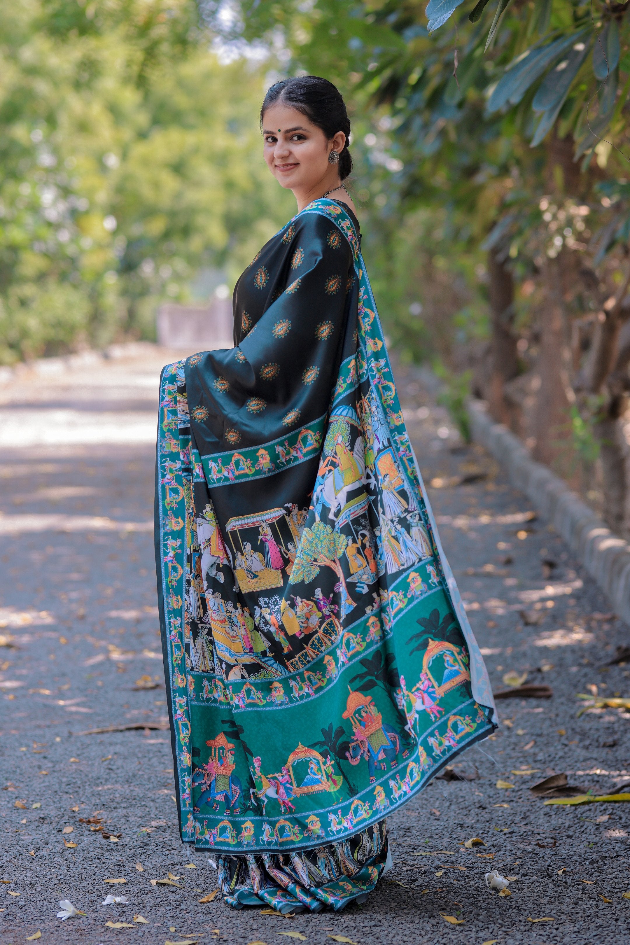 Shyama — Artistic Motif Dark Green Silk Saree