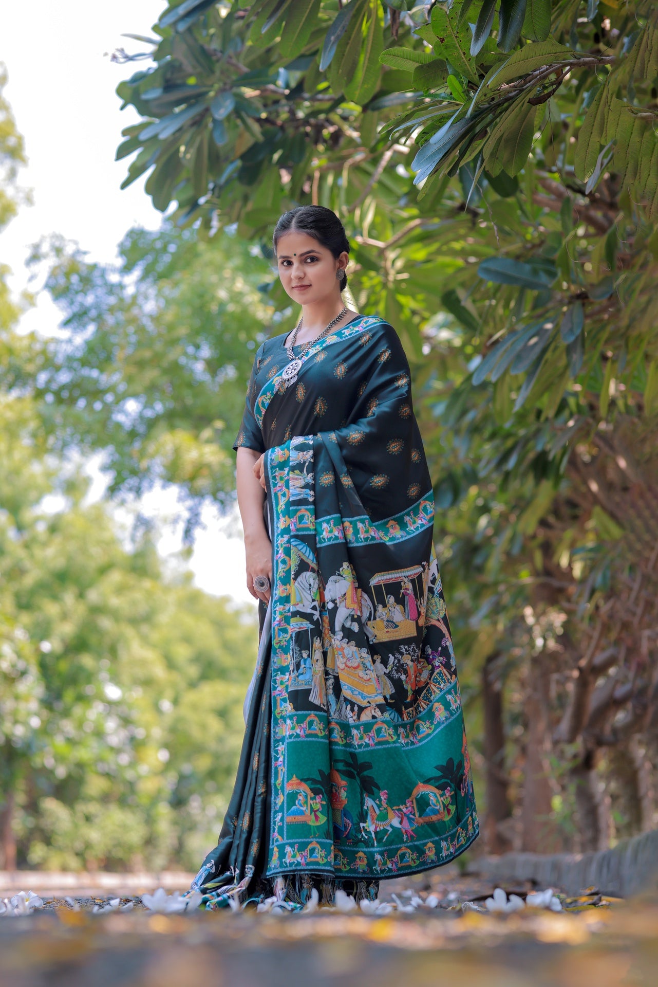 Forest Green Saree with Traditional Motif Border - Pativrata