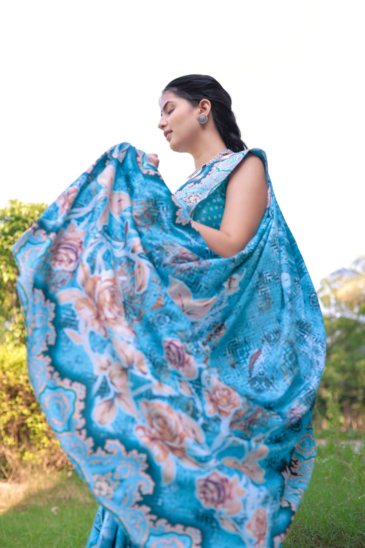 Elegant Floral Print Saree in Aqua Blue - Pativrata