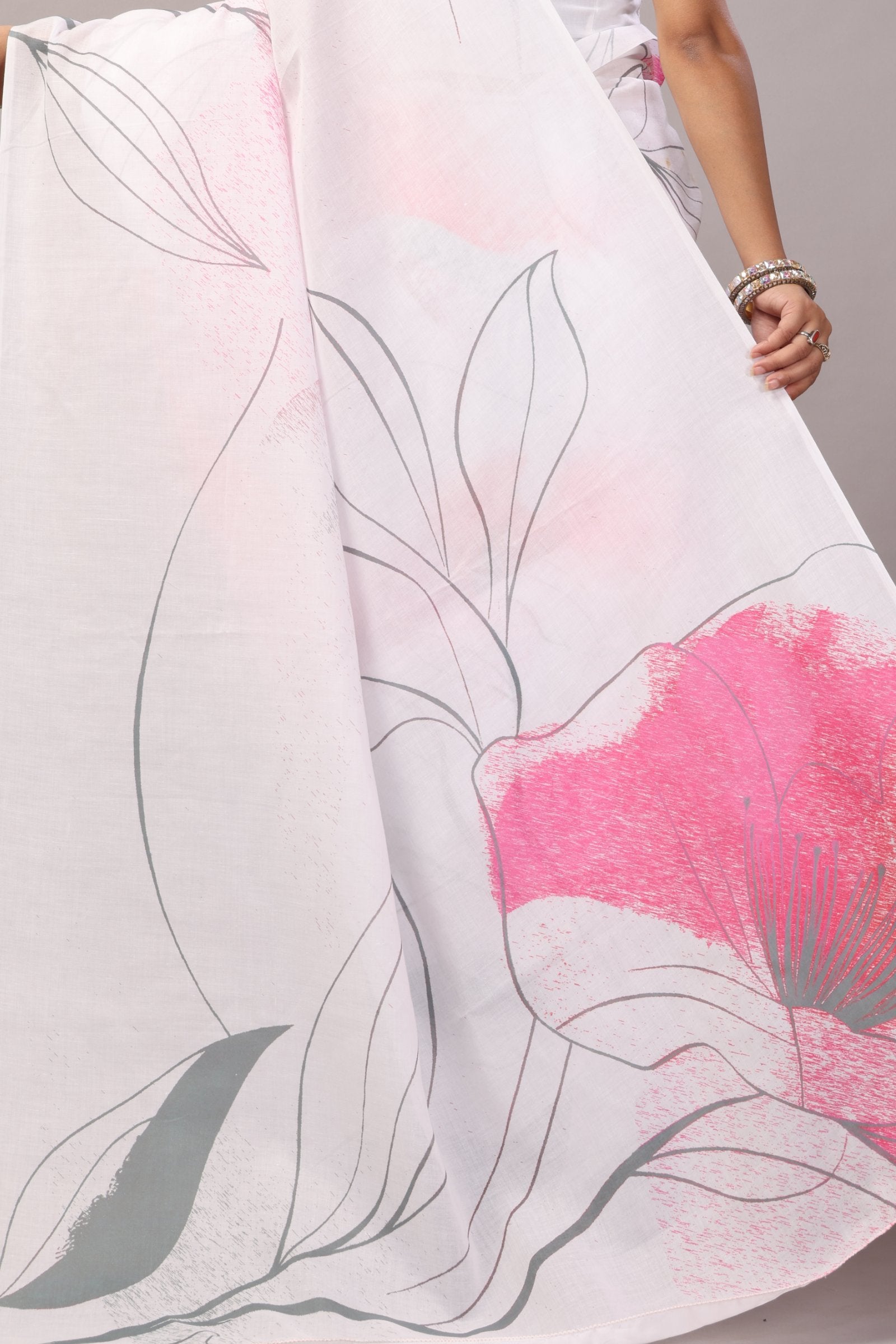 Haripriya — Subtle Petal Print Mull Cotton Saree