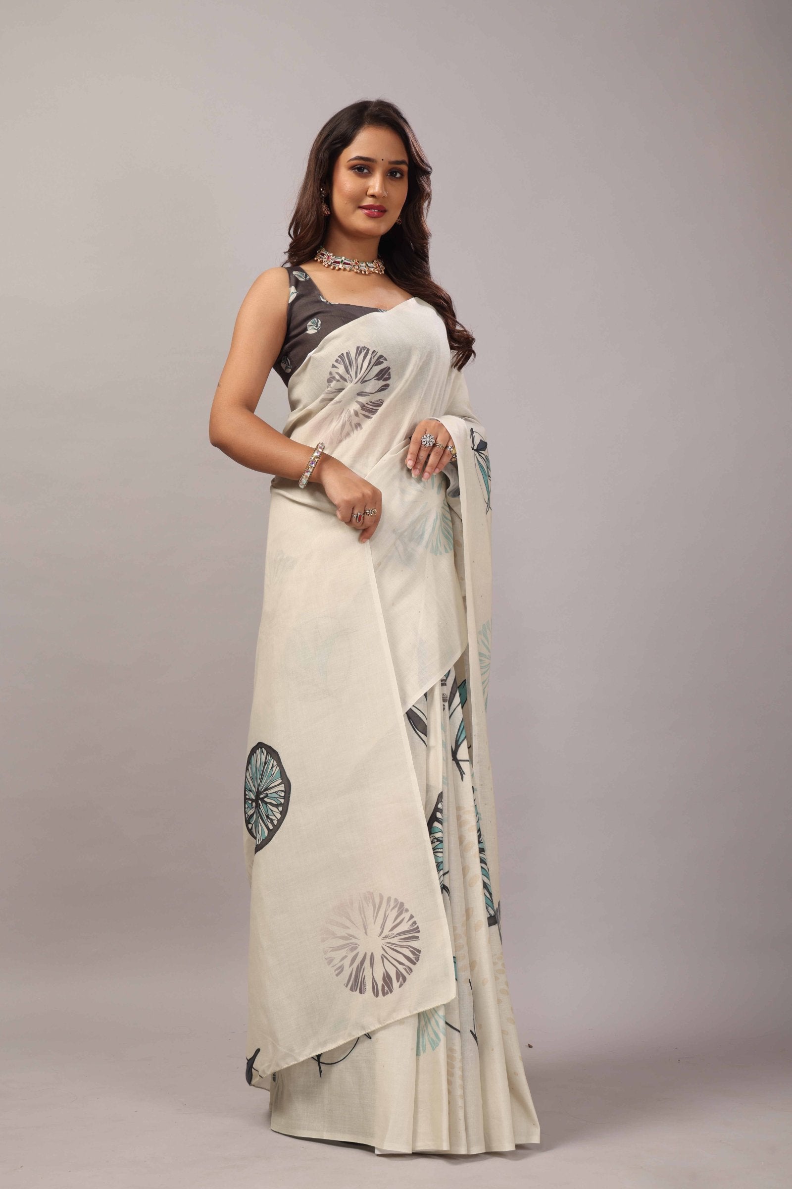 Ishani — Breeze Floral Mull Cotton Saree