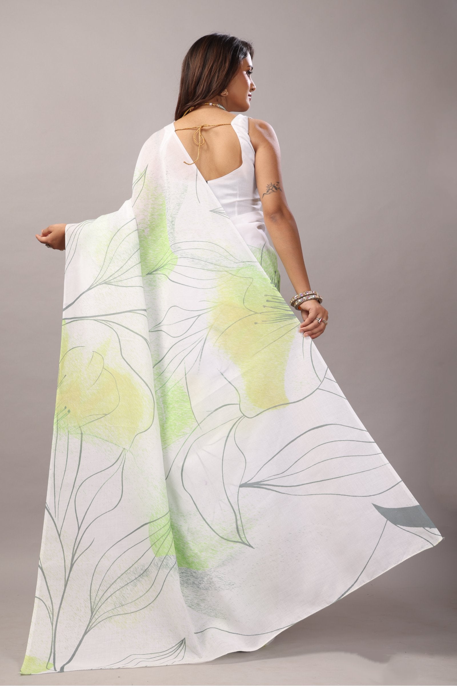 Kaveri — Subtle Petal Print Mull Cotton Saree