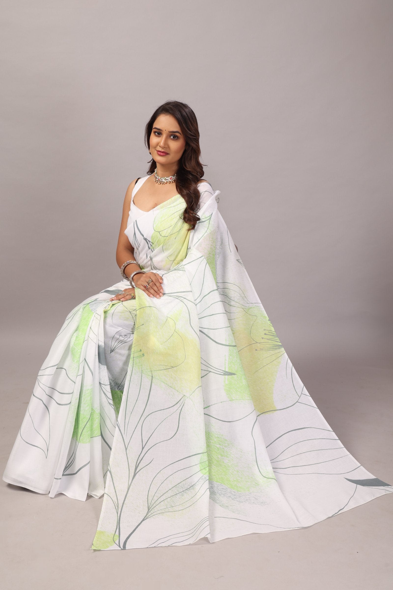 Kaveri — Subtle Petal Print Mull Cotton Saree