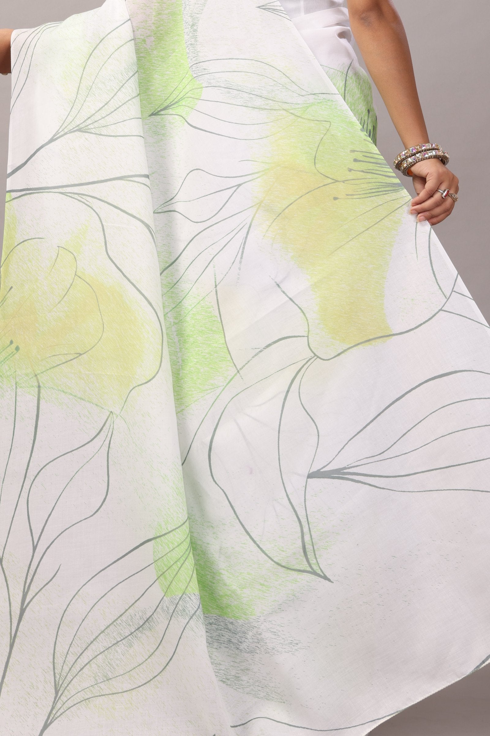 Kaveri — Subtle Petal Print Mull Cotton Saree