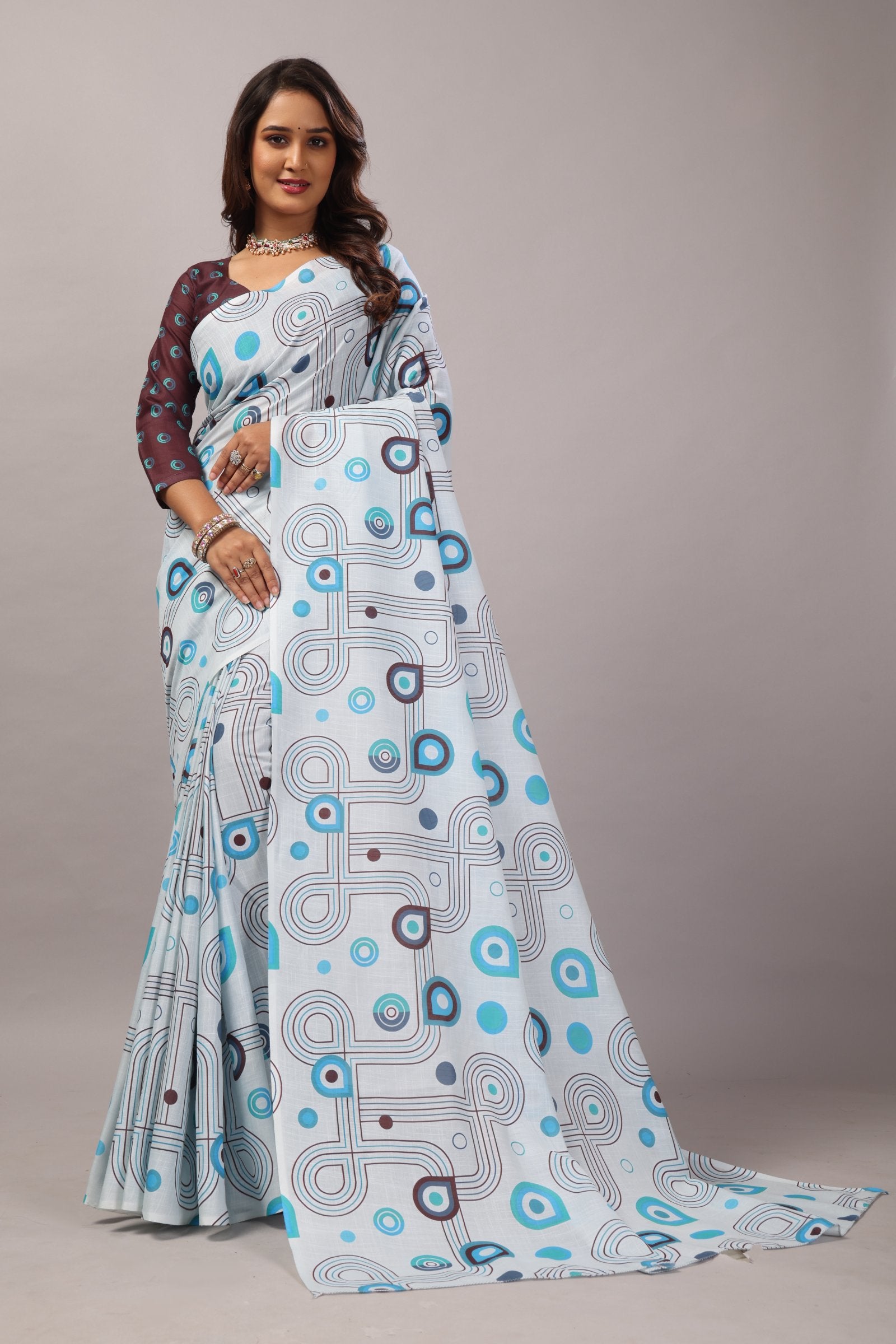 Kavitha — Geometric Pattern Cotton Linen Saree