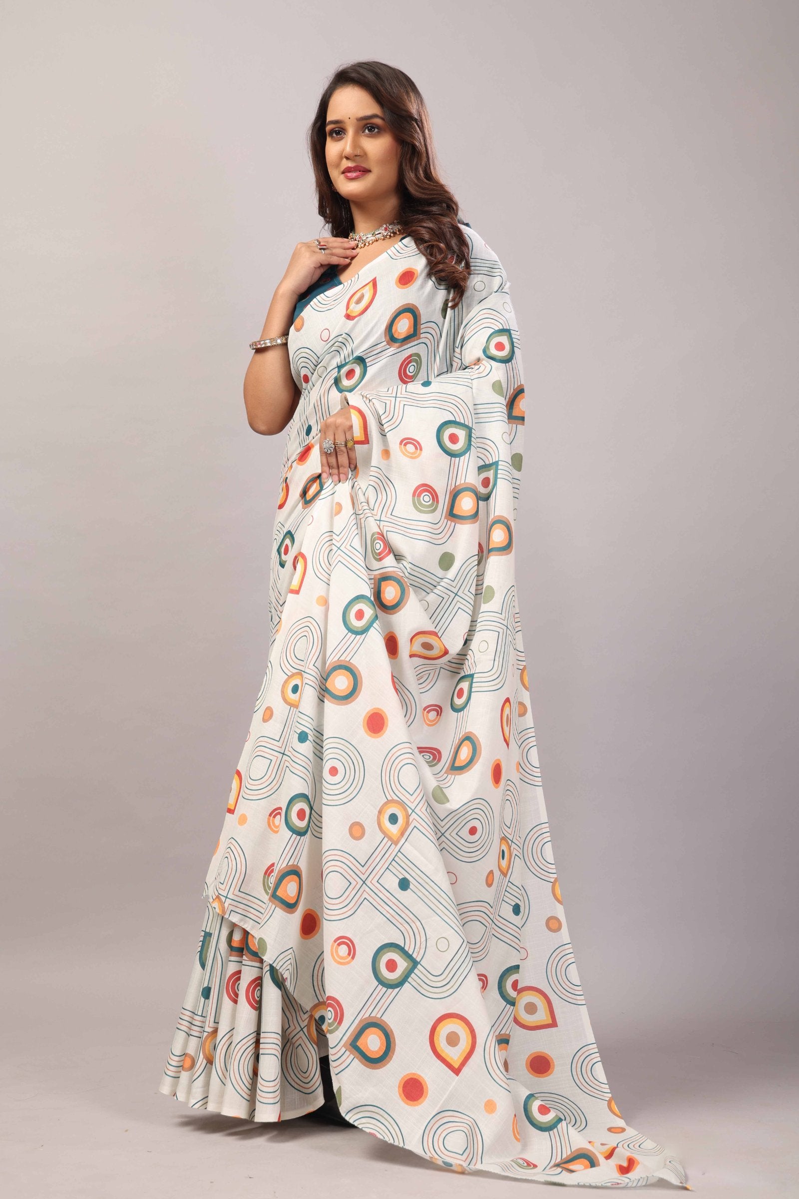 Manjari — Geometric Pattern Cotton Linen Saree