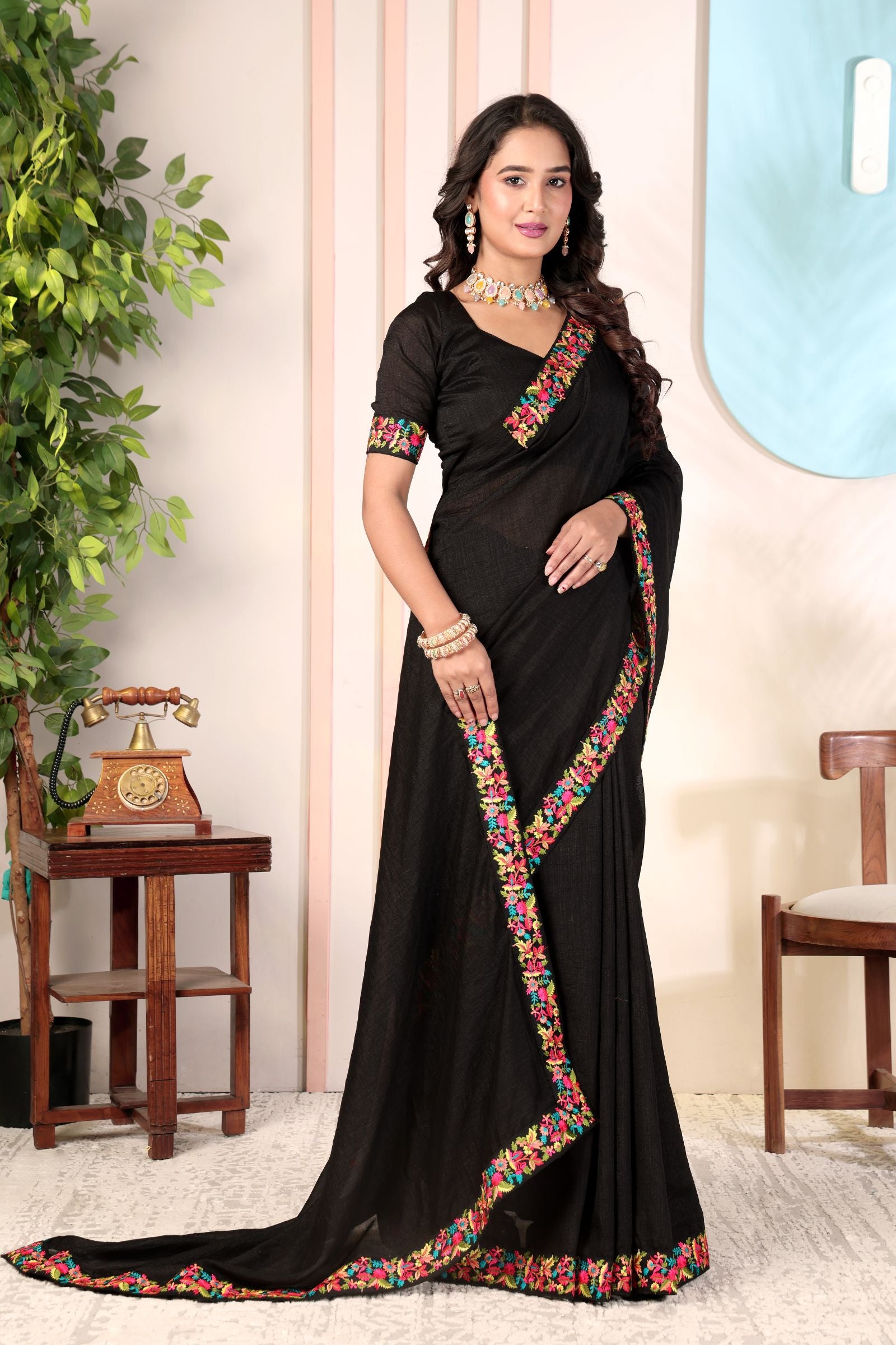 Medhika — Festive Black Vichitra Silk Saree