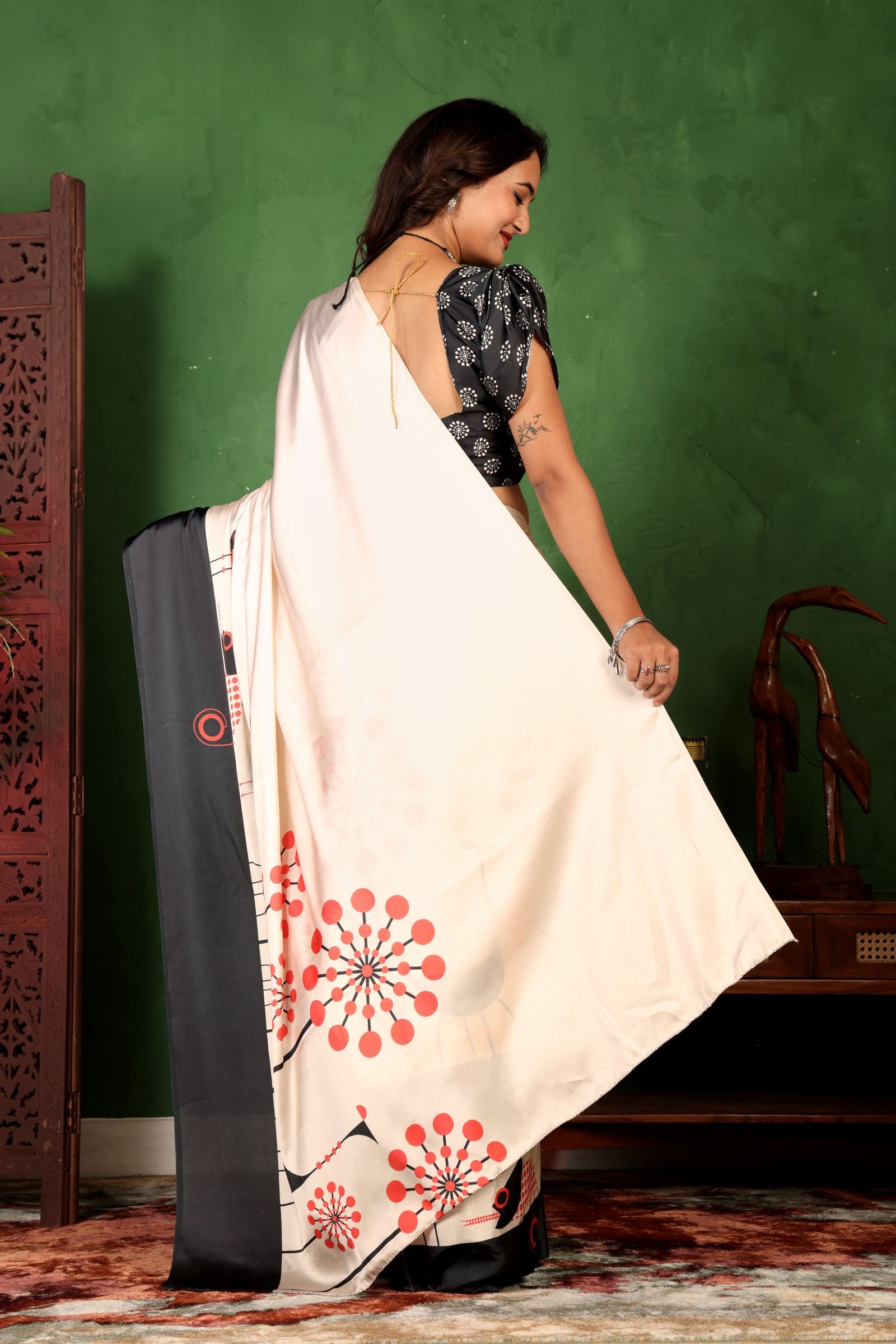 Nayantara — Modern Art-Inspired Satin Silk Saree