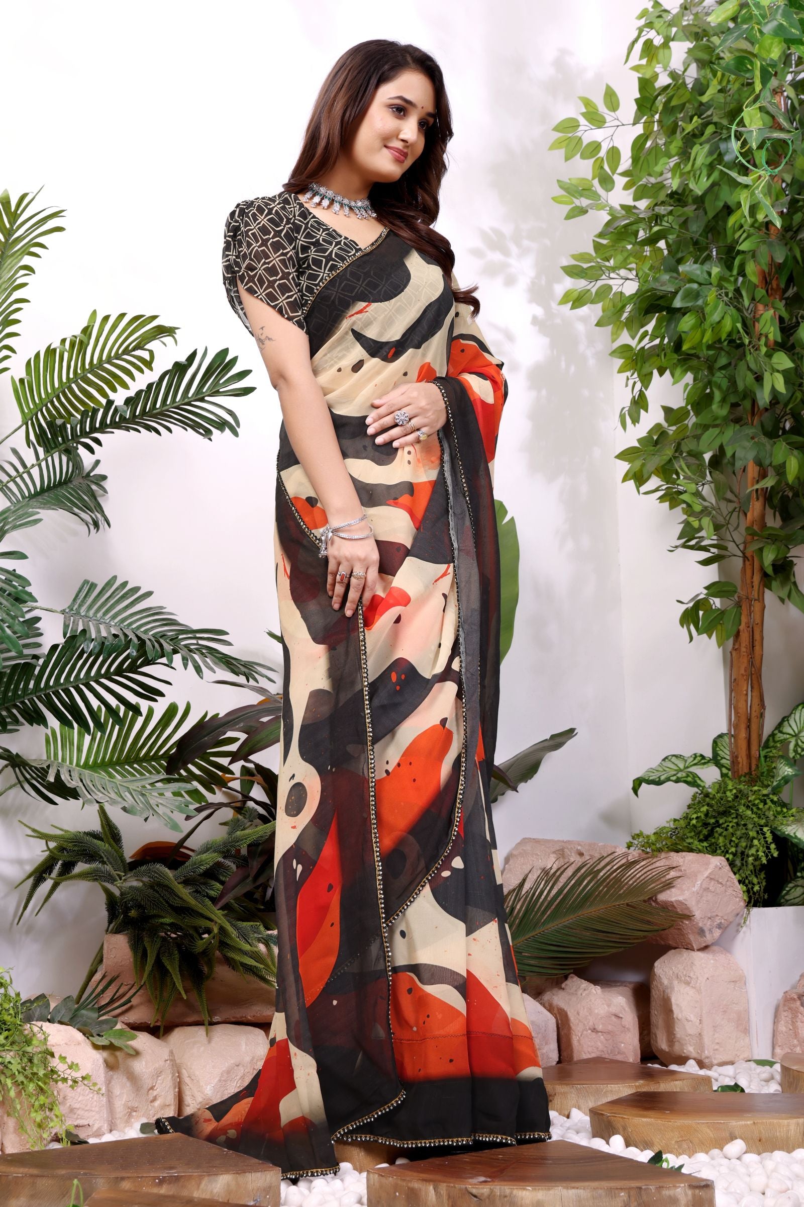 Vamika — Abstract Brushstroke Georgette Saree