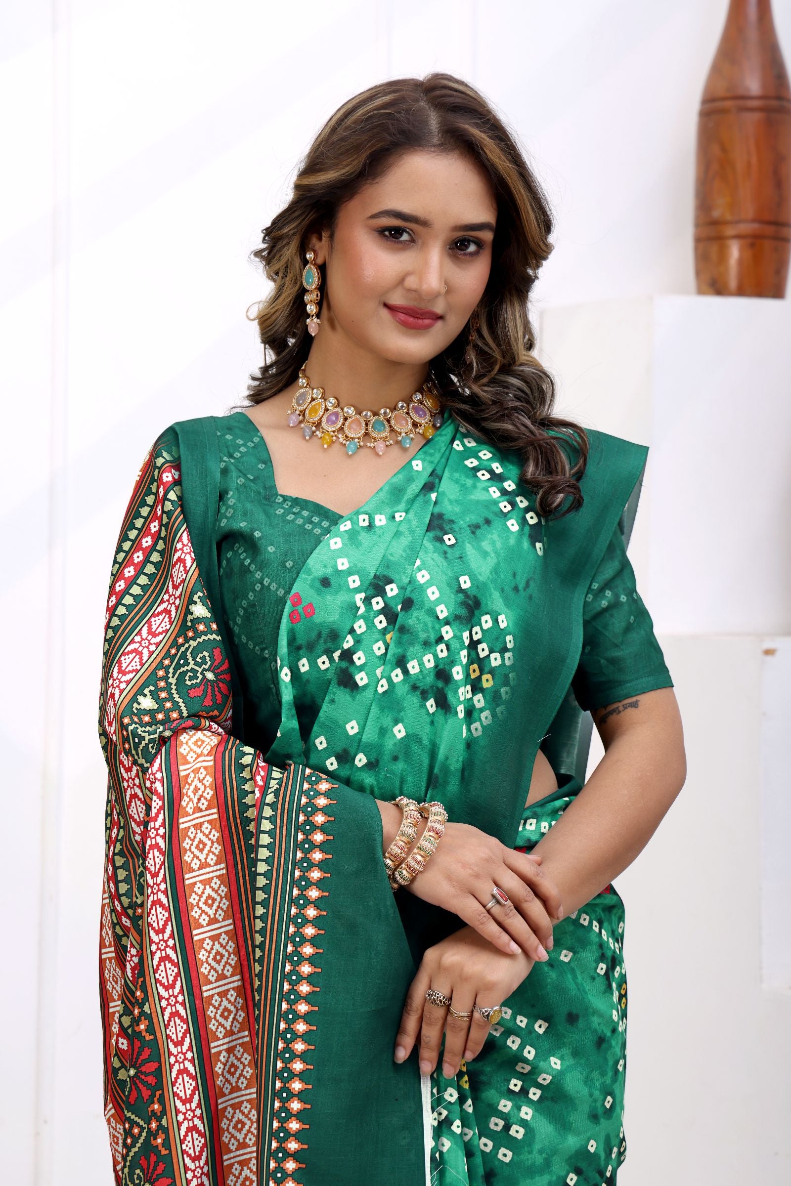 Vanasri — Emerald Bandhej Cotton Linen Saree