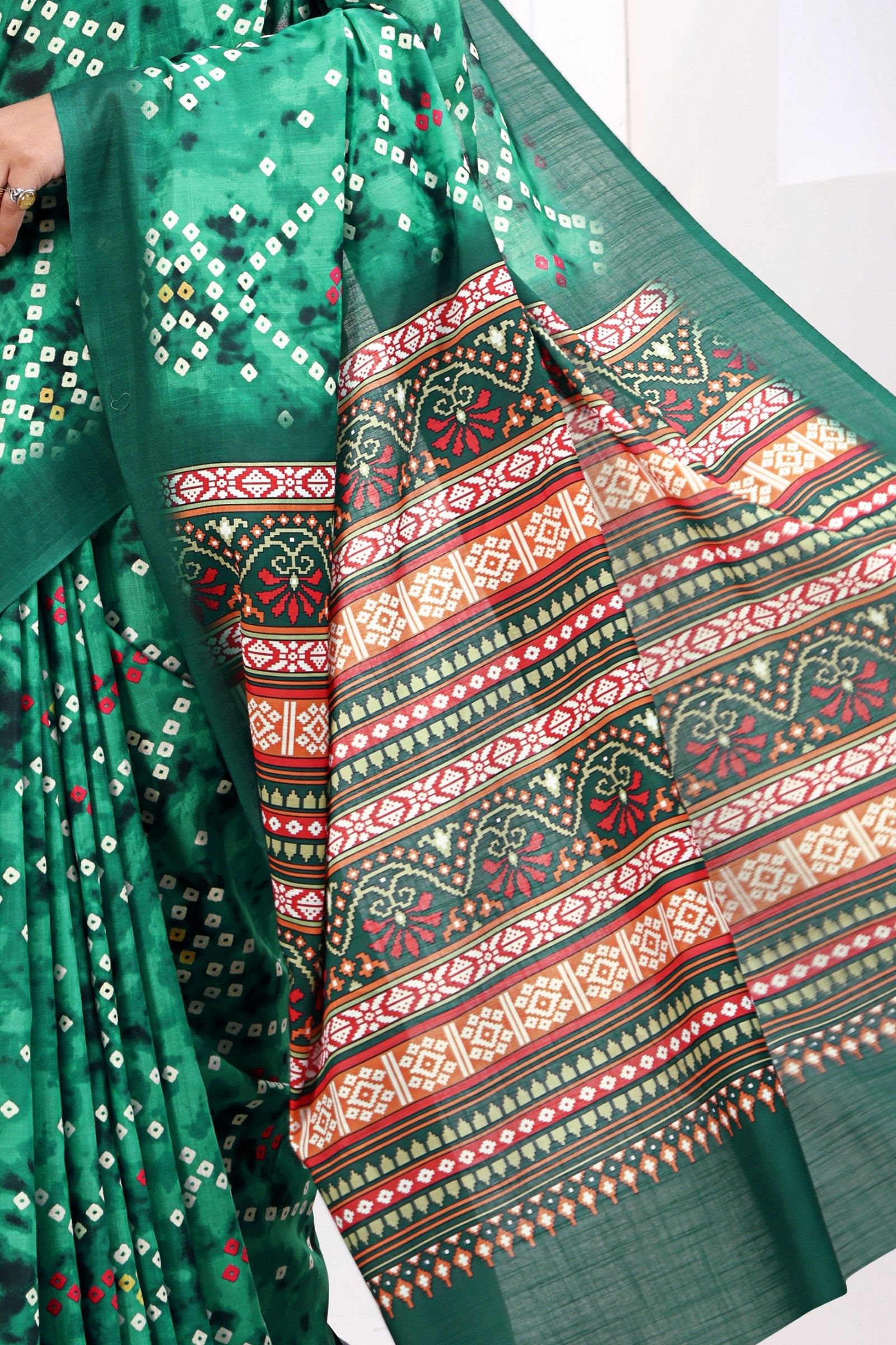 Vanasri — Emerald Bandhej Cotton Linen Saree